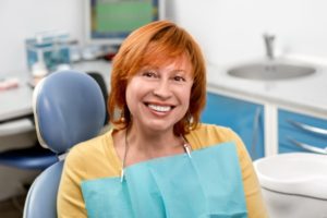 Why You Should Visit A Cosmetic Dentist For Dental Veneers